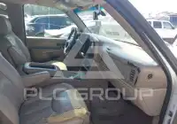 2004 Chevrolet Suburan фото