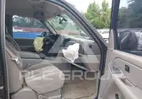 2004 Chevrolet Suburan фото