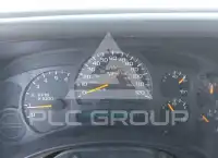 2004 Chevrolet Suburan photo