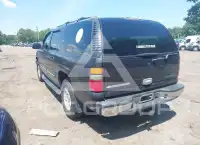 2004 Chevrolet Suburan photo