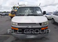 2004 Chevrolet Express photo