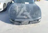 2004 Chevrolet Corvette photo