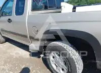 2004 Chevrolet Colorado photo