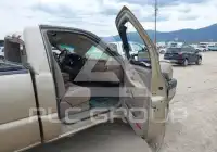 2004 Chevrolet Silverado photo