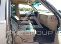 2004 Chevrolet Avalanche photo
