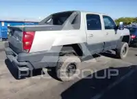 2004 Chevrolet Avalanche photo