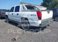 2004 Chevrolet Avalanche photo
