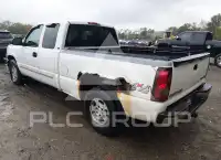 2004 Chevrolet Silverado photo