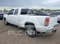 2004 Chevrolet Silverado photo