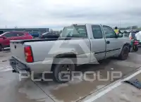 2004 Chevrolet Silverado photo