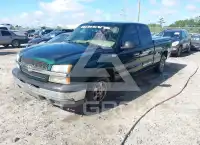 2004 Chevrolet Silverado photo