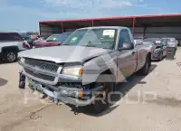 2004 Chevrolet Silverado photo