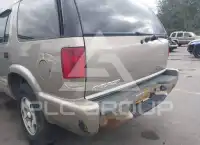 2004 Chevrolet Blazer фото