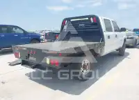 2004 Chevrolet Silverado photo