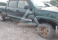 2004 Chevrolet Silverado photo