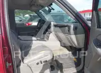 2004 Chevrolet Tahoe фото