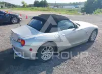 2004 BMW Z4 photo