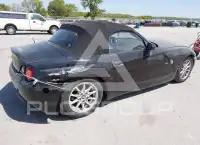 2004 BMW Z4 photo