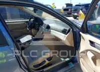 2004 BMW 325 photo