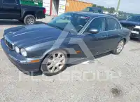 2004 Jaguar XJ photo