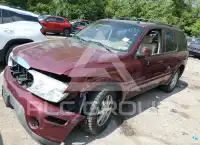 2004 Buick Rainier photo
