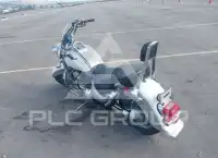 2004 Suzuki VL фото