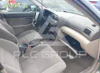 2004 Subaru Outback photo