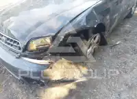 2004 Subaru Outback photo