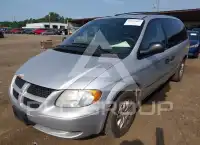 2004 Dodge Grand Caravan фото