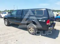 2004 Dodge DAKOTA photo