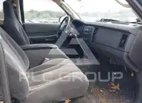 2004 Dodge DAKOTA photo