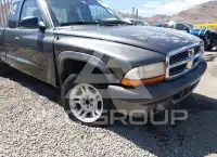2004 Dodge DAKOTA photo