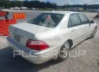 2004 Acura RL photo