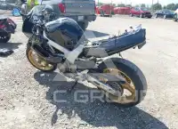 2004 Honda VTR photo