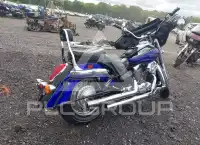 2004 Honda VT750 фото