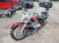 2004 Honda VT750 фото