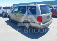 2004 Honda PILOT photo