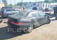 2004 Honda Accord photo