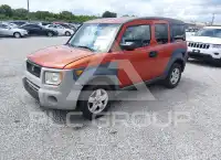 2004 Honda ELEMENT photo