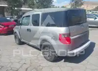 2004 Honda ELEMENT фото