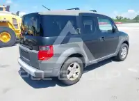 2004 Honda ELEMENT photo