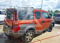 2004 Honda ELEMENT photo