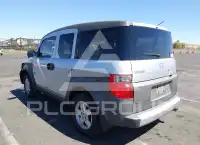 2004 Honda ELEMENT photo