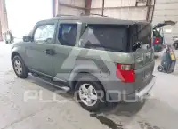2004 Honda ELEMENT photo