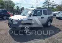 2004 Honda ELEMENT photo