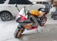 2004 Honda CBR1000 фото