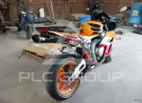 2004 Honda CBR1000 фото