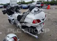 2004 Honda GL1800 фото