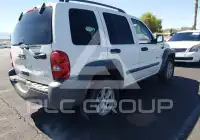 2004 Jeep LIBERTY photo