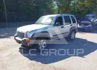 2004 Jeep LIBERTY фото